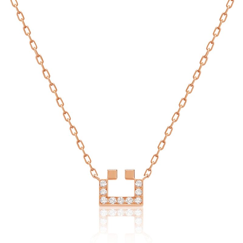 قلادة هارفي تا من Yataghan Jewellery بسلسلة ذهبية وردية وتصميم حرفي مرصّع بحجرات لامعة مع تفاصيل مربّعة
