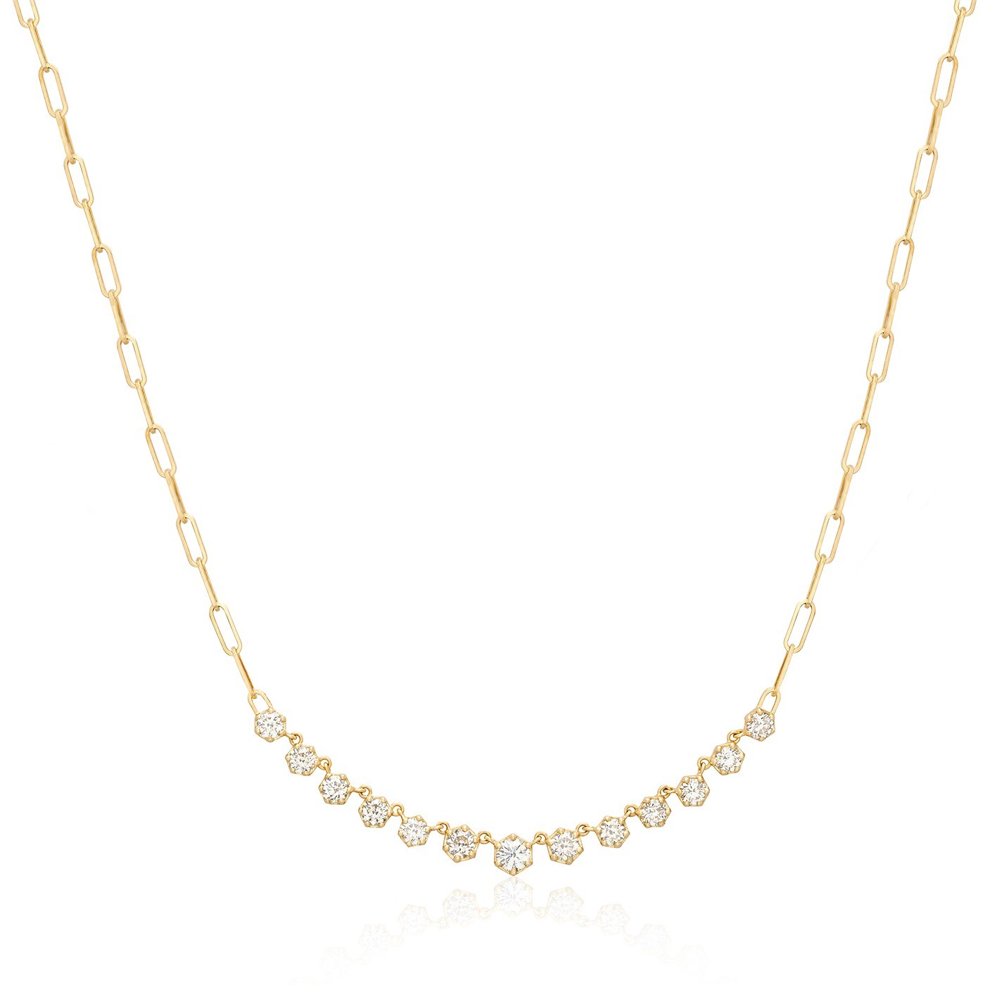 قلادة Vintage Hexagon Necklace ذهبية بسلسلة حلقات متشابكة تتوسطها أحجار ماسية سداسية متألقة لتصميم أنيق بطابع تراثي