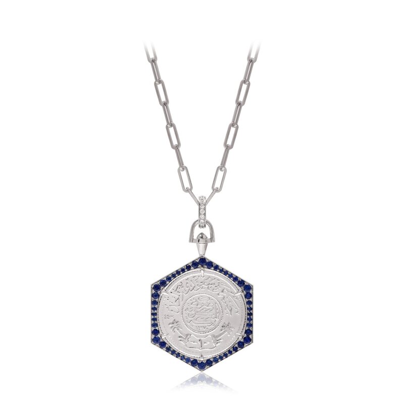 Ginea Necklace in Blue Sapphire Frame (Bail & Clasp in Diamonds)