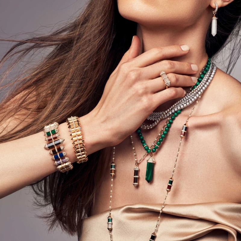 منظر بديل لـ 7 CHAKRA MAGNIFICENT CUFF