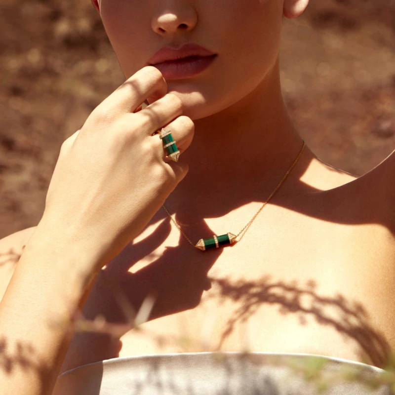 منظر بديل لـ Malachite Chakra Medium Pendant Necklace