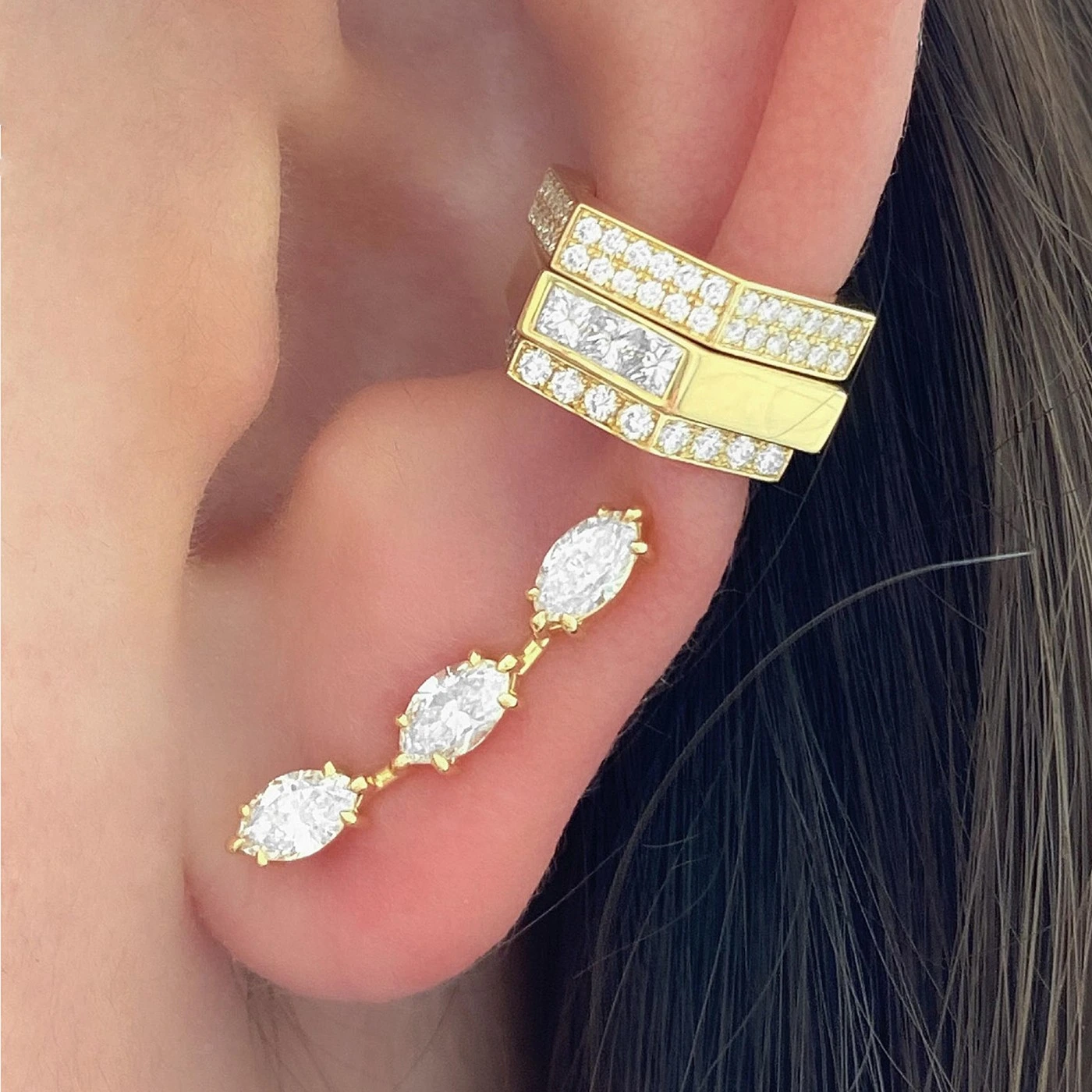 Triple Sided Diamond Earcuff - الصورة 3