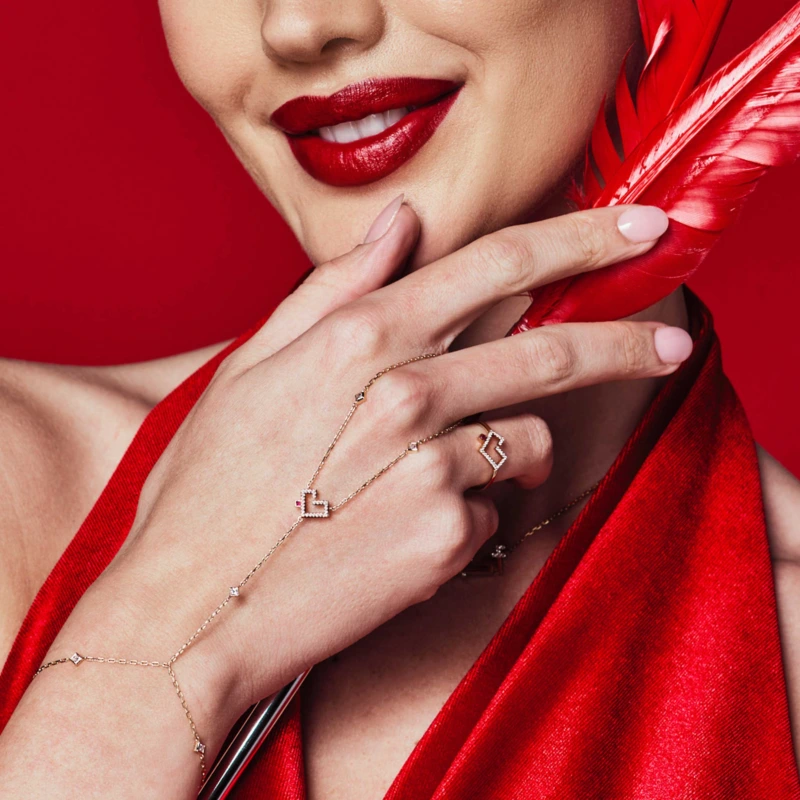 Alternative view of Hubb Full Diamond Hand Chain