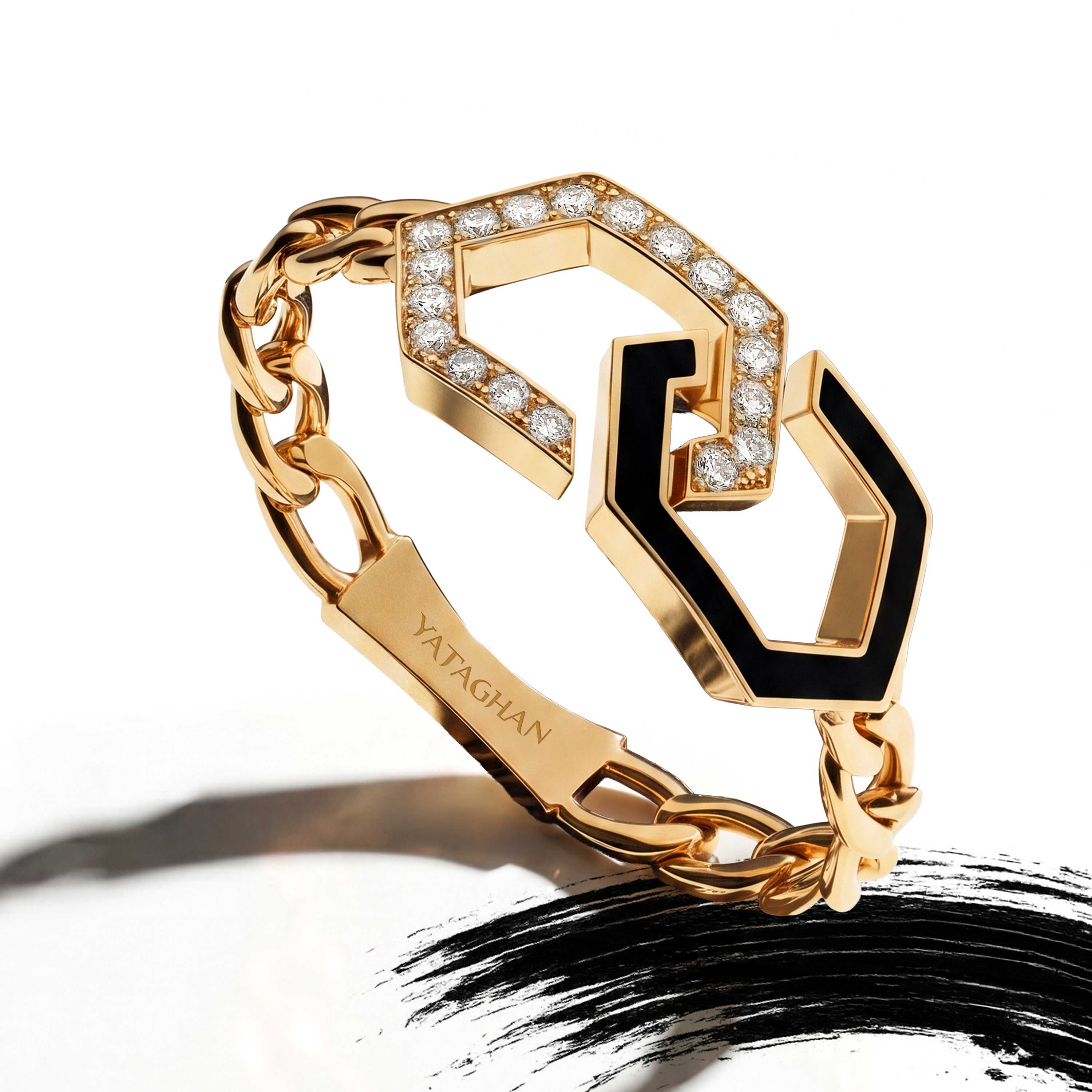 Bold Infinity Black Enamel Unchained Diamond Ring from Yataghan Jewellery, crafted in gold with black enamel links and brilliant diamond details.